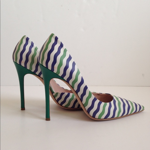 Miu Miu D’Orsay Striped Pumps - Picture 3 of 13